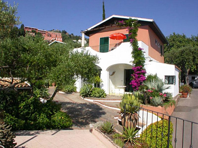 Terra Rossa Lägenhetshotell 3*