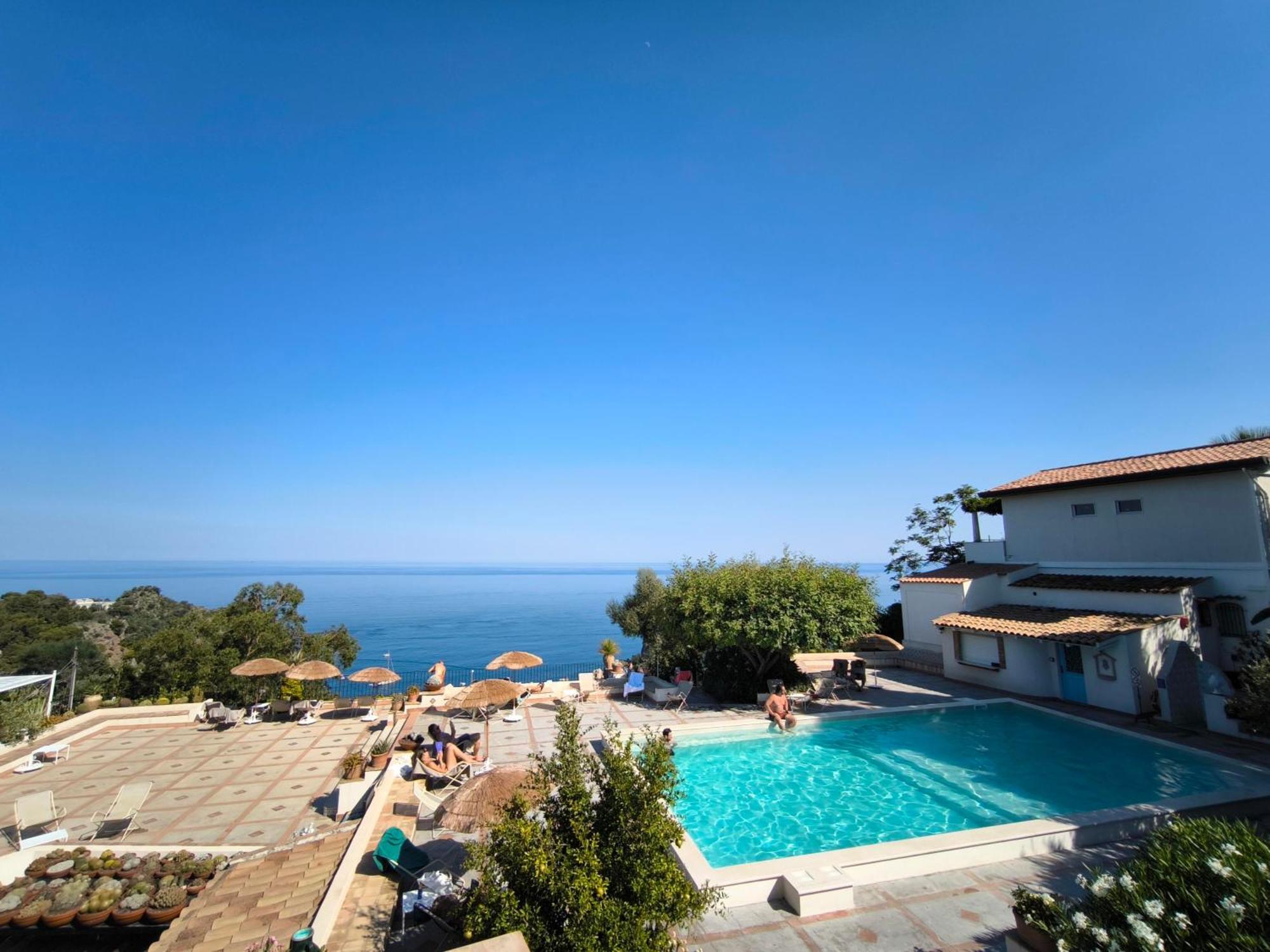 Aparthotel Terra Rossa 3*
