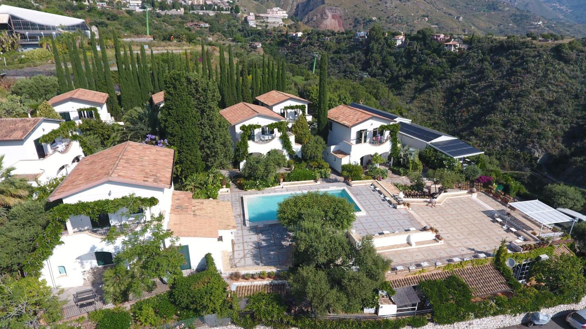 Aparthotel Terra Rossa 3*